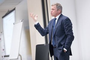 СКОЛКОВО: Школа ректоров 13: управленческие команды опорных университетов СКОЛКОВО: Школа ректоров 13: управленческие команды опорных университетов