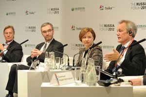 SKOLKOVO: Tatiana Mitrova, the SKOLKOVO Energy Center Expert, spoke at the forum called “Russia 2012” (Photo by Troika Dialog)