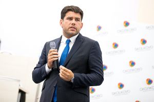 СКОЛКОВО: Выпускники бизнес-школы СКОЛКОВО выбрали медиа-менеджера Данилу Шарапова новым президентом сообщества СКОЛКОВО: Выпускники бизнес-школы СКОЛКОВО выбрали медиа-менеджера Данилу Шарапова новым президентом сообщества
